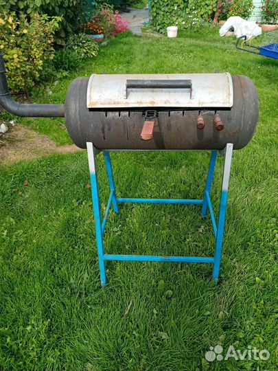 Мангал с крышкой