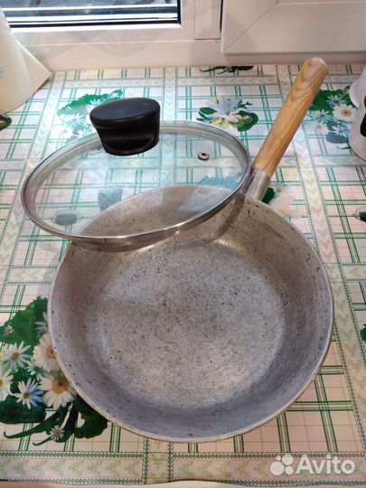 Посуда для дачи, сковороды СССР