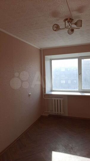 Комната 13 м² в 1-к., 4/5 эт.