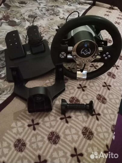 Игровой руль с педалями и коробкой передач