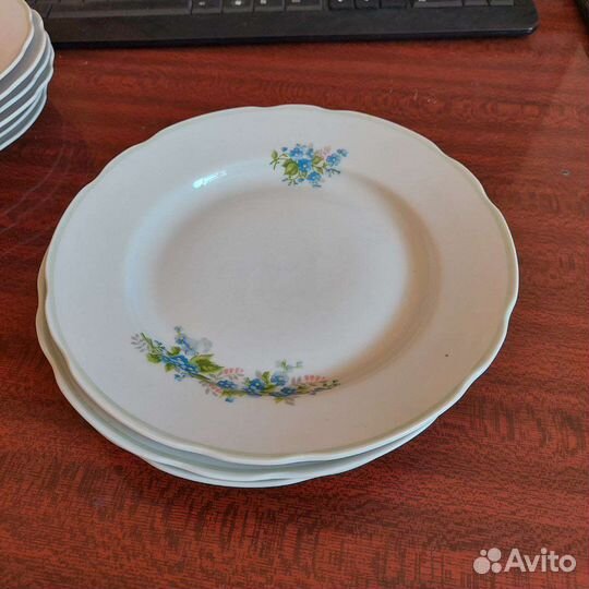 Сервиз (неполный) тарелки