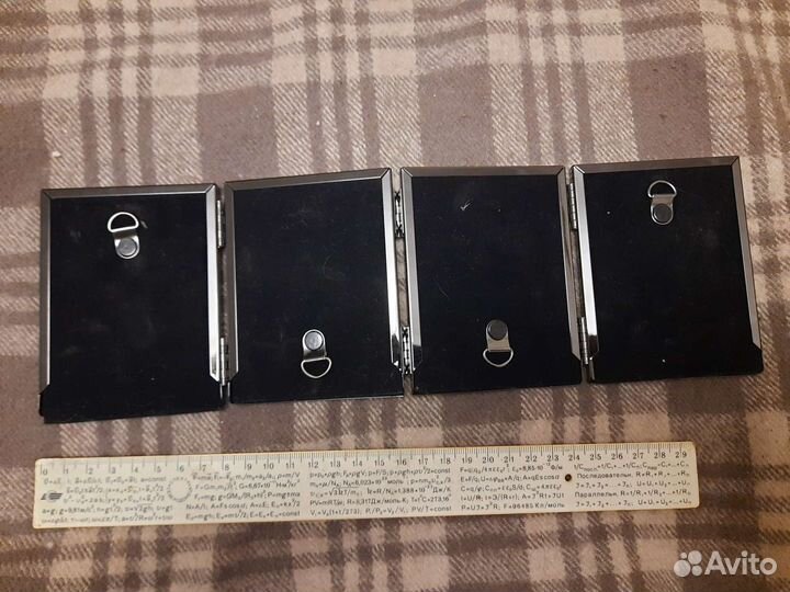 Рамка под 4 фотографии. Металл