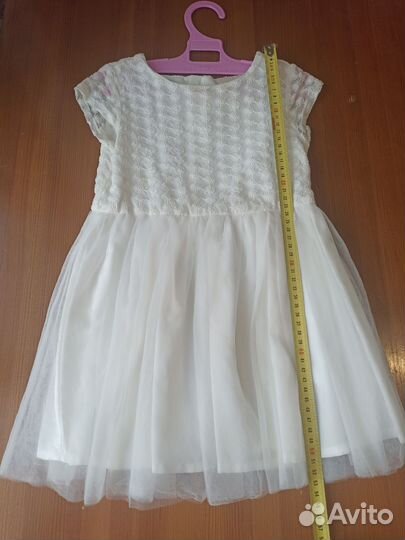 Нарядное платье для девочки белое 86 92