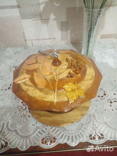 Кормушка для птиц из дерева