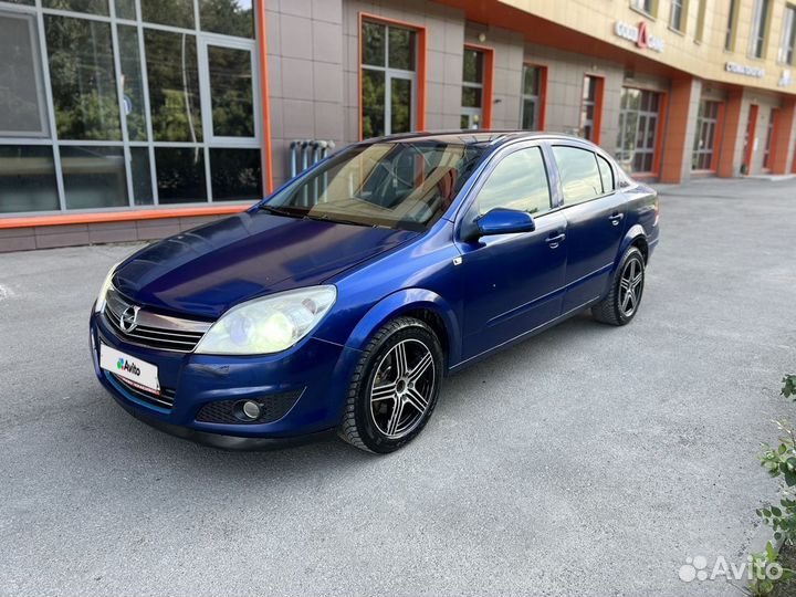 Opel Astra 1.6 МТ, 2008, 205 000 км