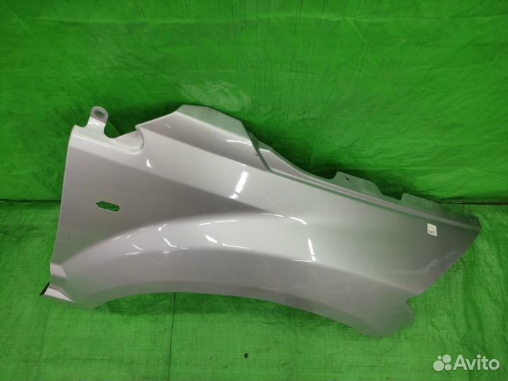 Крыло п/п Европа серебро Dodge Caliber 06-11