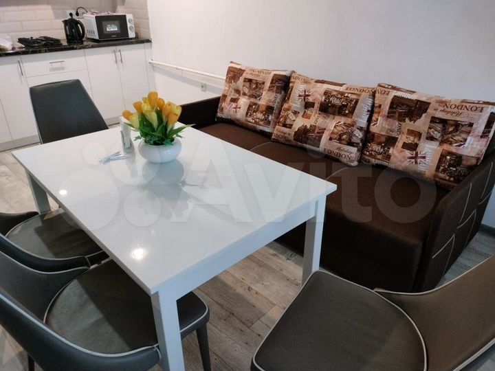 2-к. квартира, 60 м², 4/7 эт.