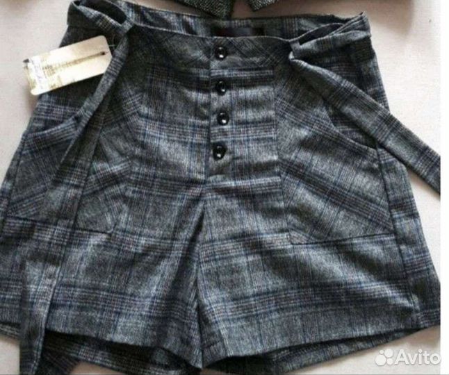 Шорты новые 46