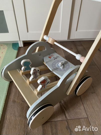 Машинка каталка толокар