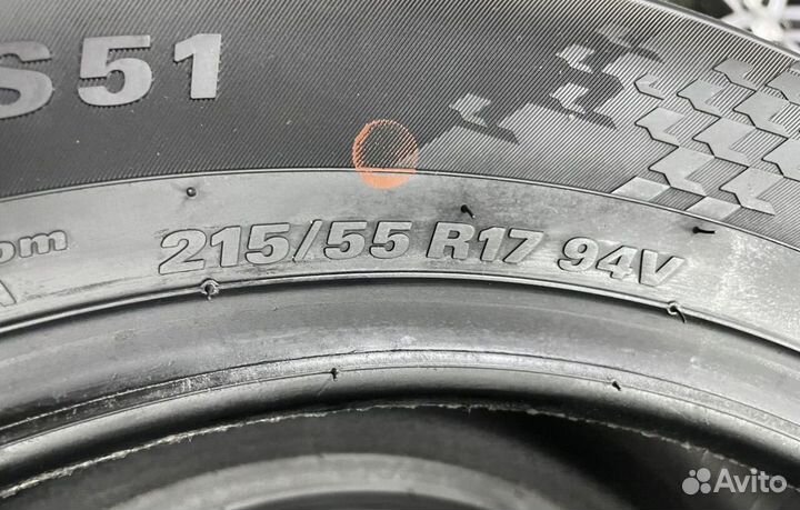 Kumho Ecsta HS51 215/55 R17 94V