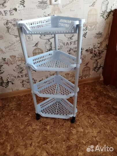 Этажерка угловая на колесиках