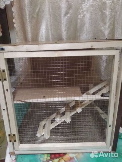 Клетка, вольер
