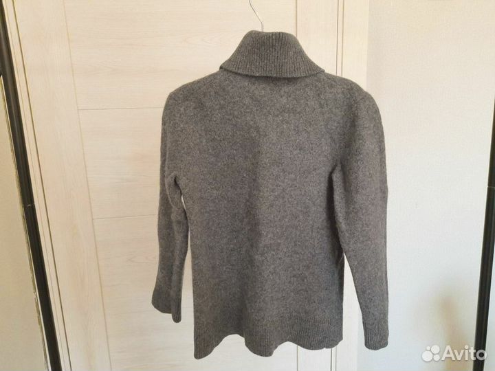 Свитер шерстяной для девочки, серый