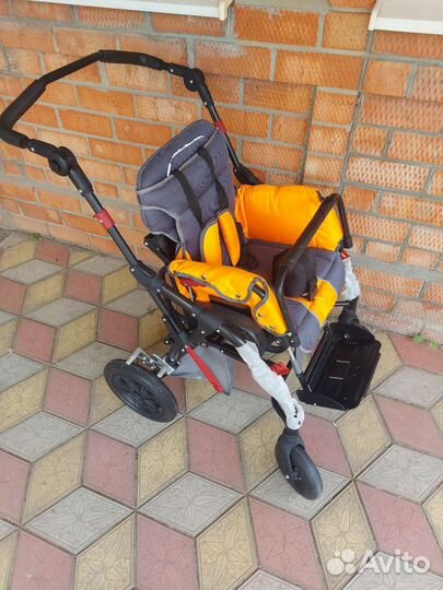 Ивалидное кресло коляска детская