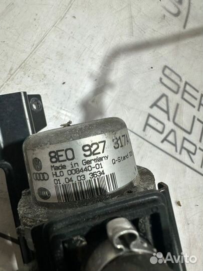 Вакумный насос Volkswagen Touareg 7L 3.2 BAA 2004