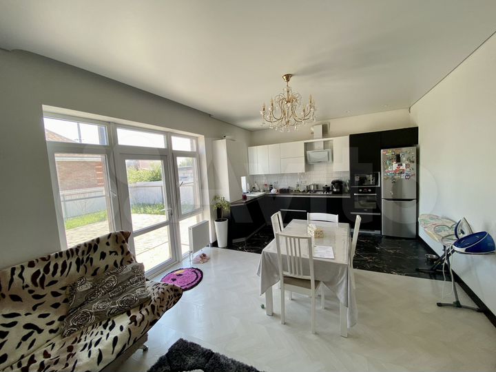 Дом 100,9 м² на участке 5,4 сот.