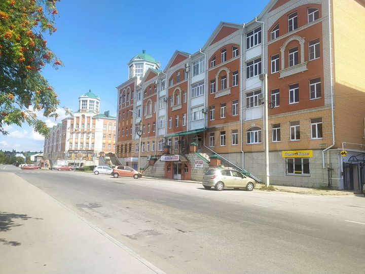 2-к. квартира, 62 м², 2/4 эт.