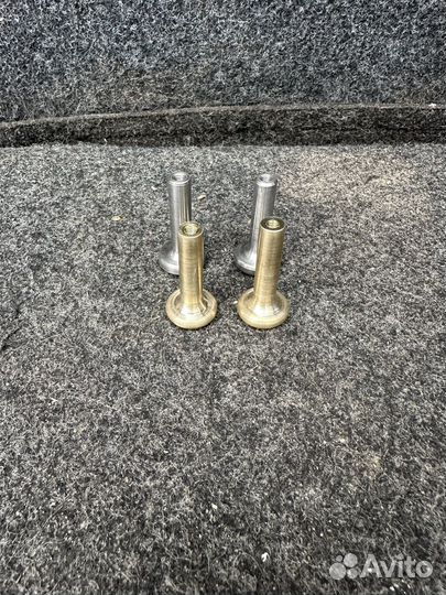 Ручка опрокидования задних сидений митцуписи