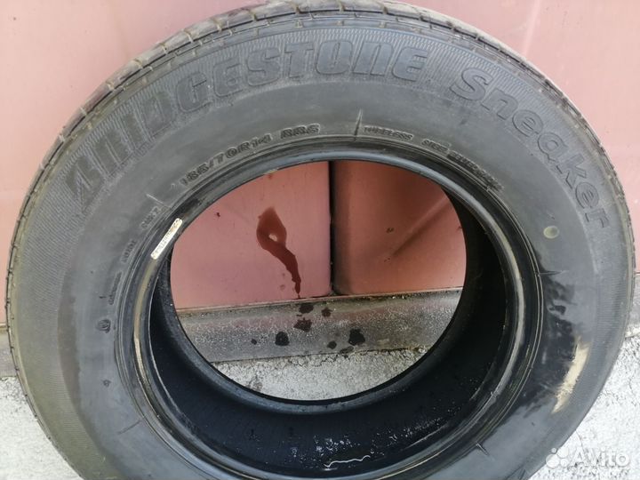 Bridgestone Sneaker 185/70 R14 88S