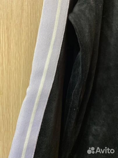 Спортивный велюровый костюм 48 размер