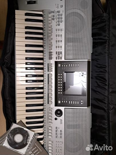 Синтезатор Yamaha PSR-S910