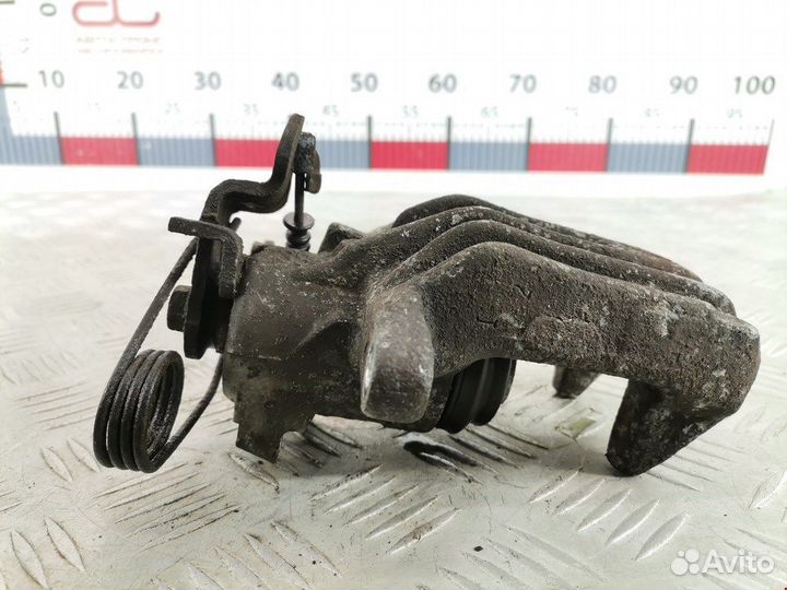 Суппорт задний правый для Volkswagen Passat 5
