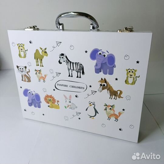 Кейс фломастеров и мелков