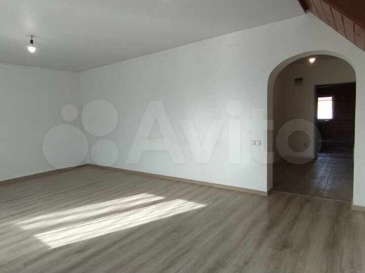 Дом 126 м² на участке 7,5 сот.