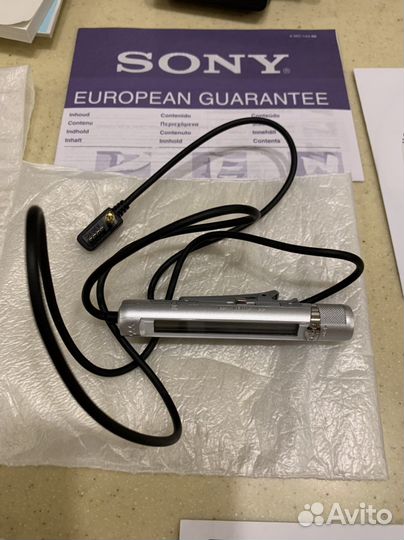 CD плеер Sony Walkman D-NE10