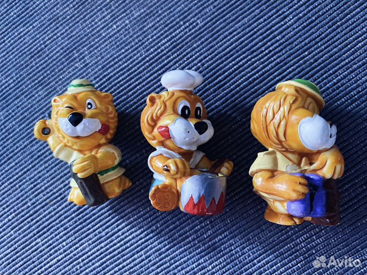 Киндер львы