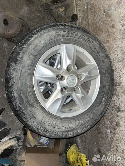 R17 Yokohama Geolandar A/T G011 275/65, PCD 5x114.3 DIA 17