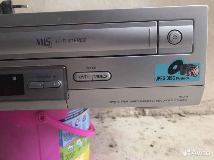 DVD + VHS плеер