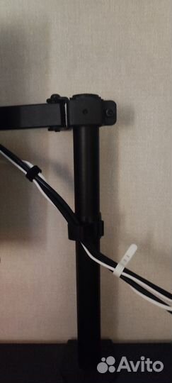 Кронштейн для монитора