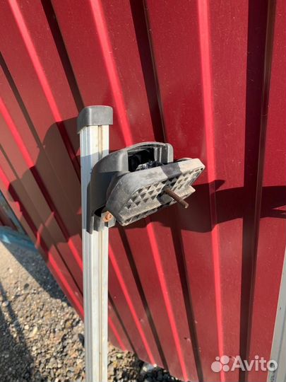 Багажники для иномарок Форд Фокус 2 и Рено Дастер