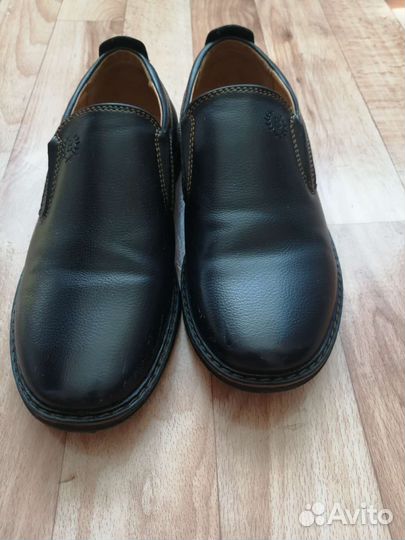 Туфли на мальчика размер 36