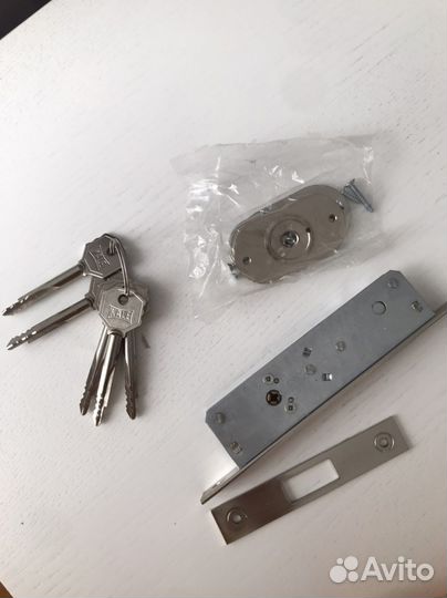Замок врезной Kale 201 20 mm новый