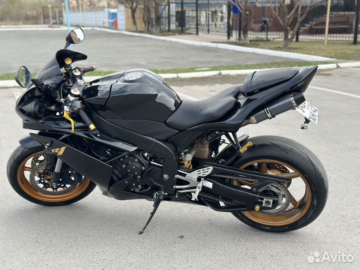 Yamaha Yzf-R1 08g