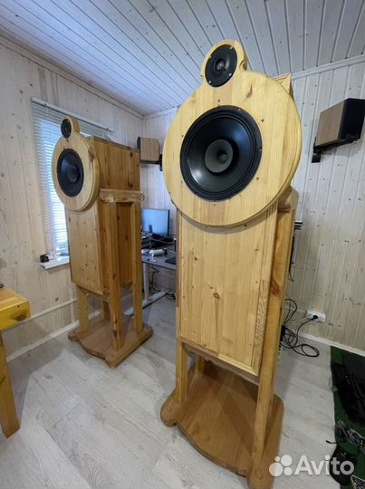 Авторские напольные колонки