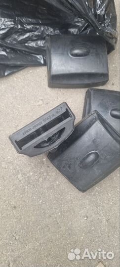 Отбойник на рессору