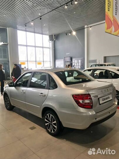 LADA Granta 1.6 МТ, 2023