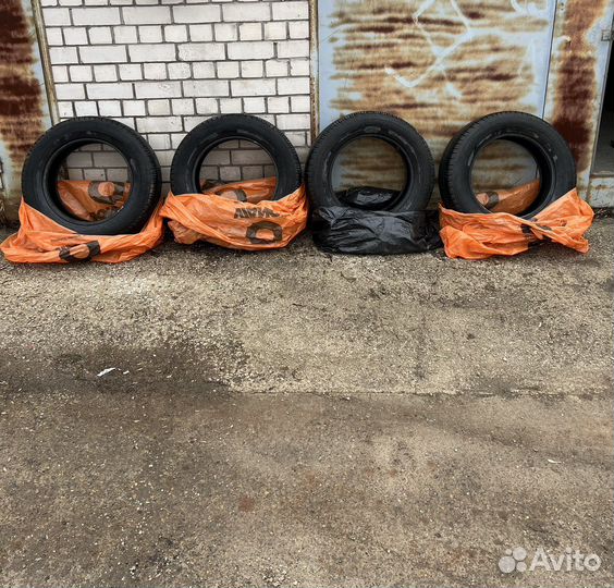 Michelin Latitude Tour HP 225/65 R17