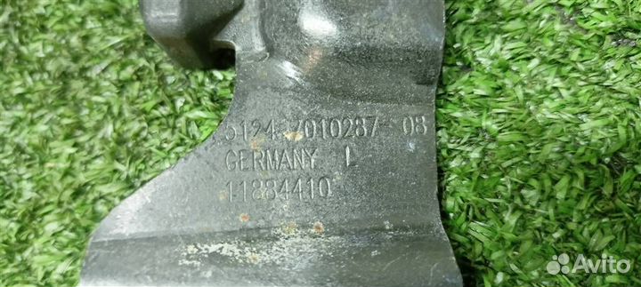 Кронштейн (сопут. товар) Land Rover Range Rover I