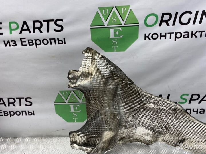 Тепловой экран передний правый Mercedes-Benz