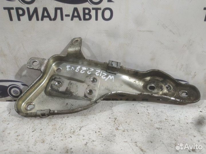 Кронштейн W212