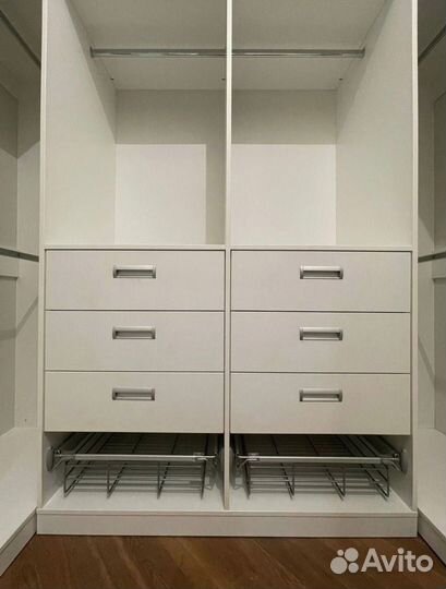 Гардеробная 4 х дверная