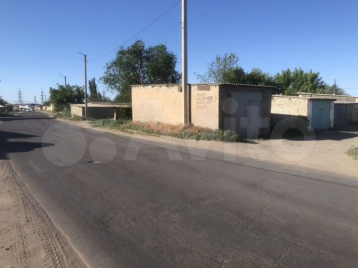 Гараж, > 30 м²