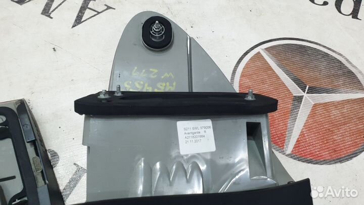 Комплект стоп сигналов на Mercedes W211