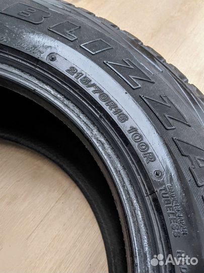 Bridgestone Blizzak DM-V1 215/70 R16 100R
