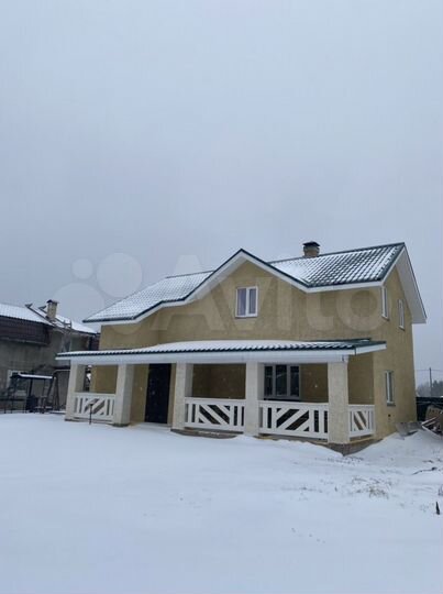 Коттедж 145 м² на участке 8 сот.