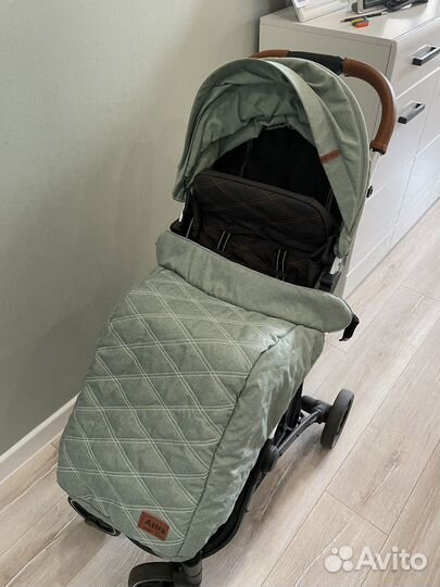 Прогулочная коляска carrello astra